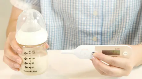 Thermometer measuring surface temperature of objects without direct contact